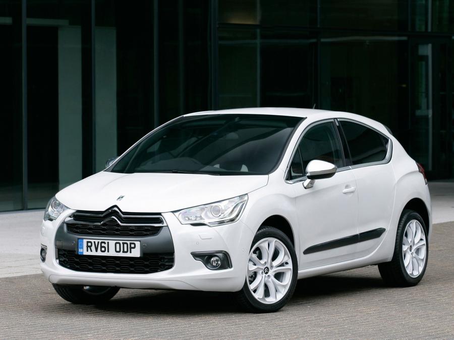  Citroen DS4 2010 года  (UK) (фото 16 из 18)